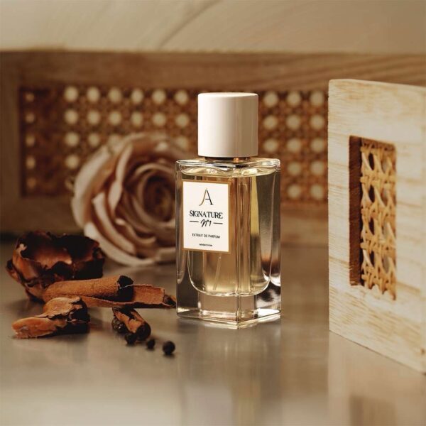 Akhijrati - signature n•1 oud vanille